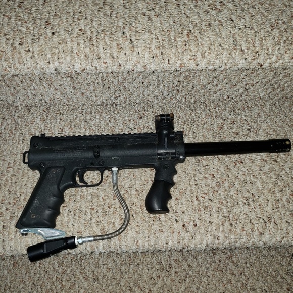 Tippmann 98 Custom paintball marker - Picture 2 of 5
